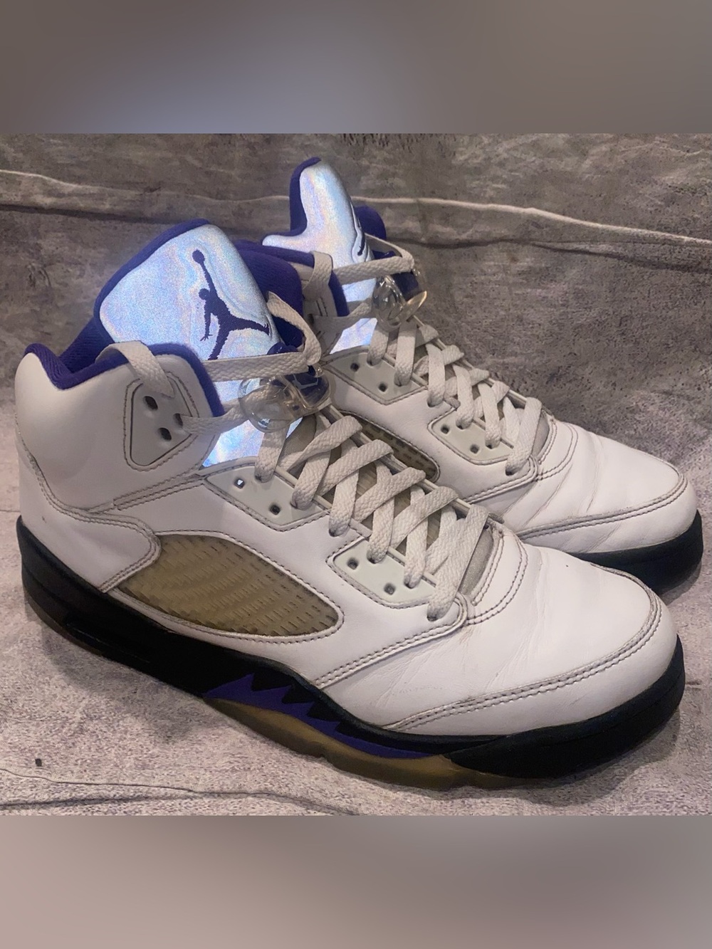 Size 9 - Jordan Air Jordan 5 Retro Dark Concord Black Mid Top Sneaker DD0587-141